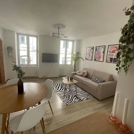 Apartment ღ L'echappee Belle - Niche Au Coeur De